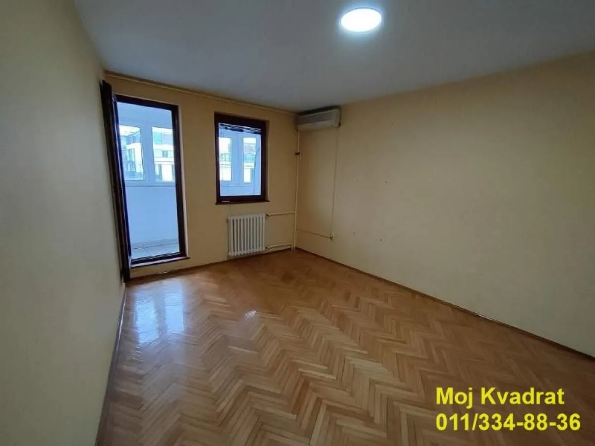 Rent, four bedroom apartment, 160m², Palata Pravde, Beograd