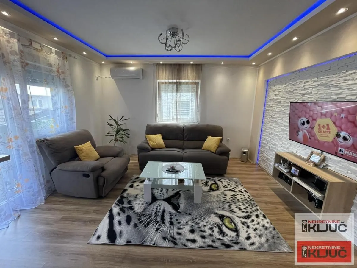 Sale, four bedroom apartment, 76m², Lipov gaj, Novi Sad Sve Podlokacije