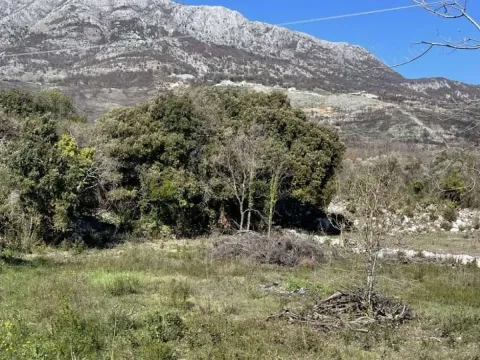 Prodaja, plac, 2023m², Bar, Crna Gora - image 1