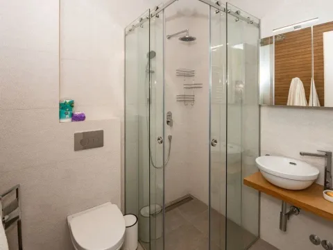 Prodaja, dvosoban stan, 89m², Centar, Budva - image 23