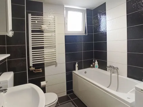 Sale, four bedroom apartment, 111m², Centar, Loznica - image 10