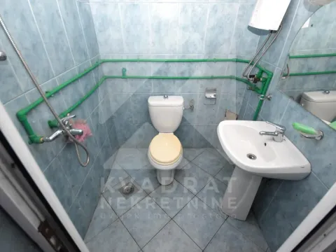 Sale, house, 370m², Zabjelo, Podgorica - image 31