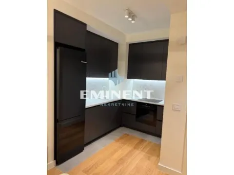 Izdavanje, trosoban stan, 76m², Savski Venac, Beograd - image 4