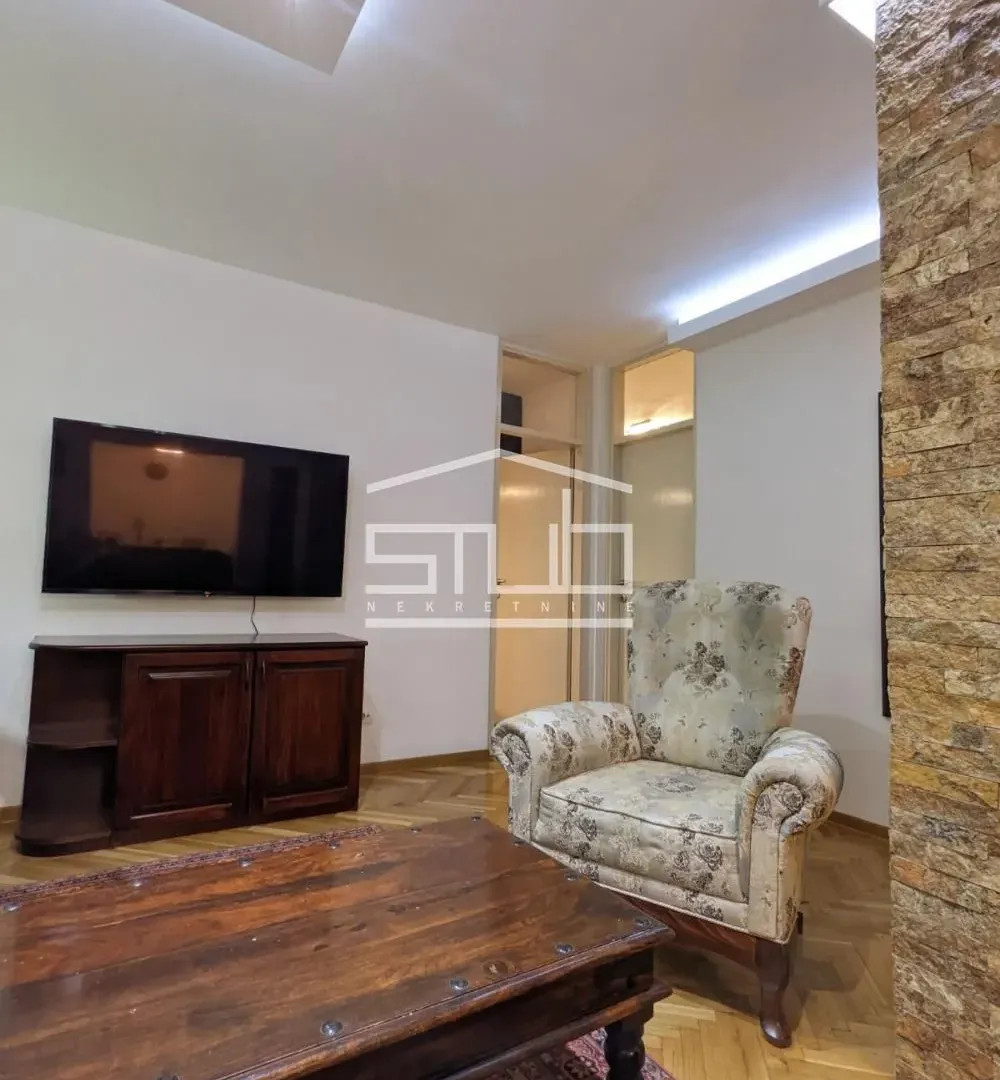 Izdavanje, trosoban stan, 71m², Autokomanda, Voždovac Sve Podlokacije