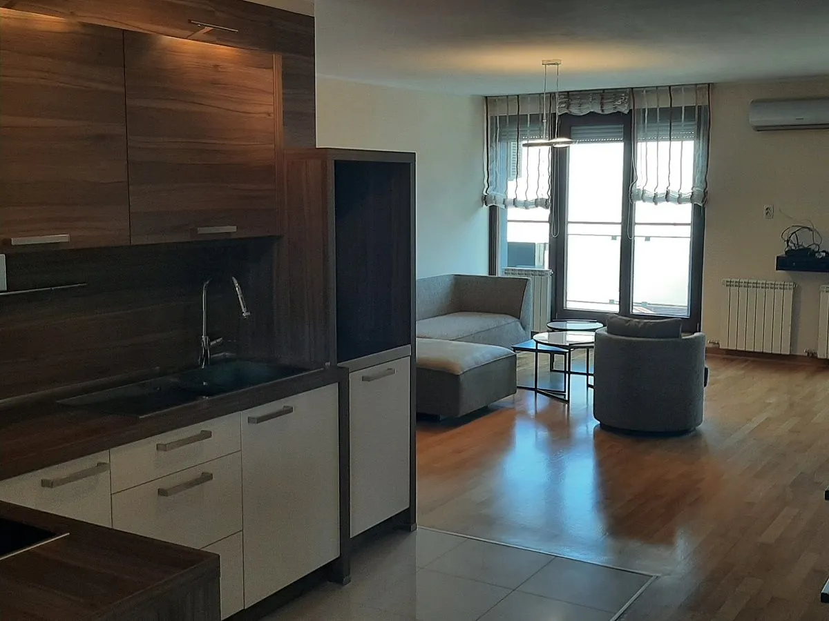 Sale, four bedroom apartment, 166m², Vračar Sve Podlokacije, Beograd