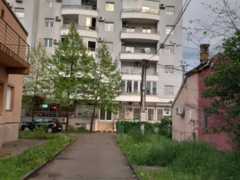 Izdavanje, jednosoban stan, 40m², Pobrežje, Podgorica - image 5