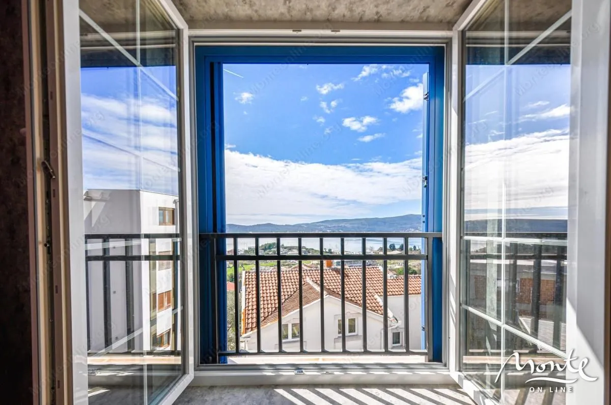 Prodaja, kuća, 240m², Tivat, Crna Gora