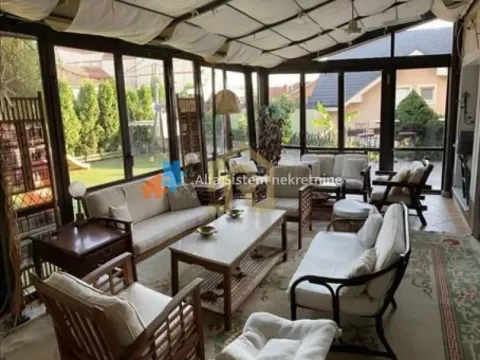 Izdavanje, kuća, 300m², Brace Jerković, Voždovac Sve Podlokacije - image 3