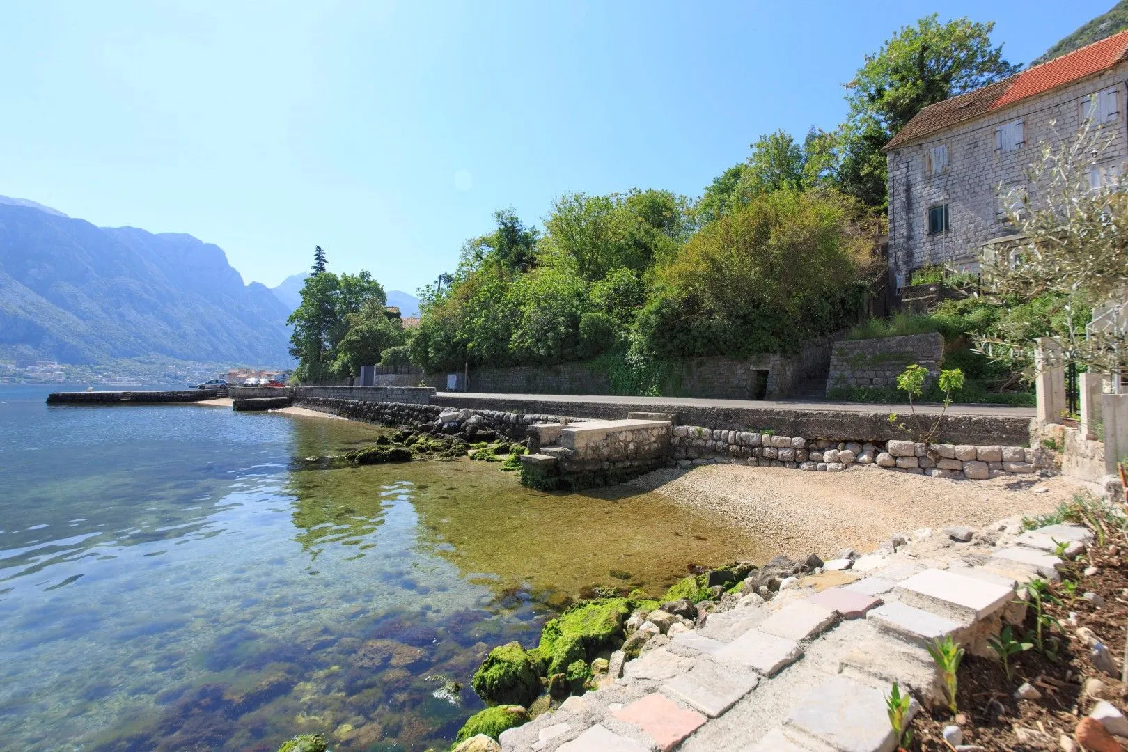 Sale, house, 100m², Prčanj, Kotor