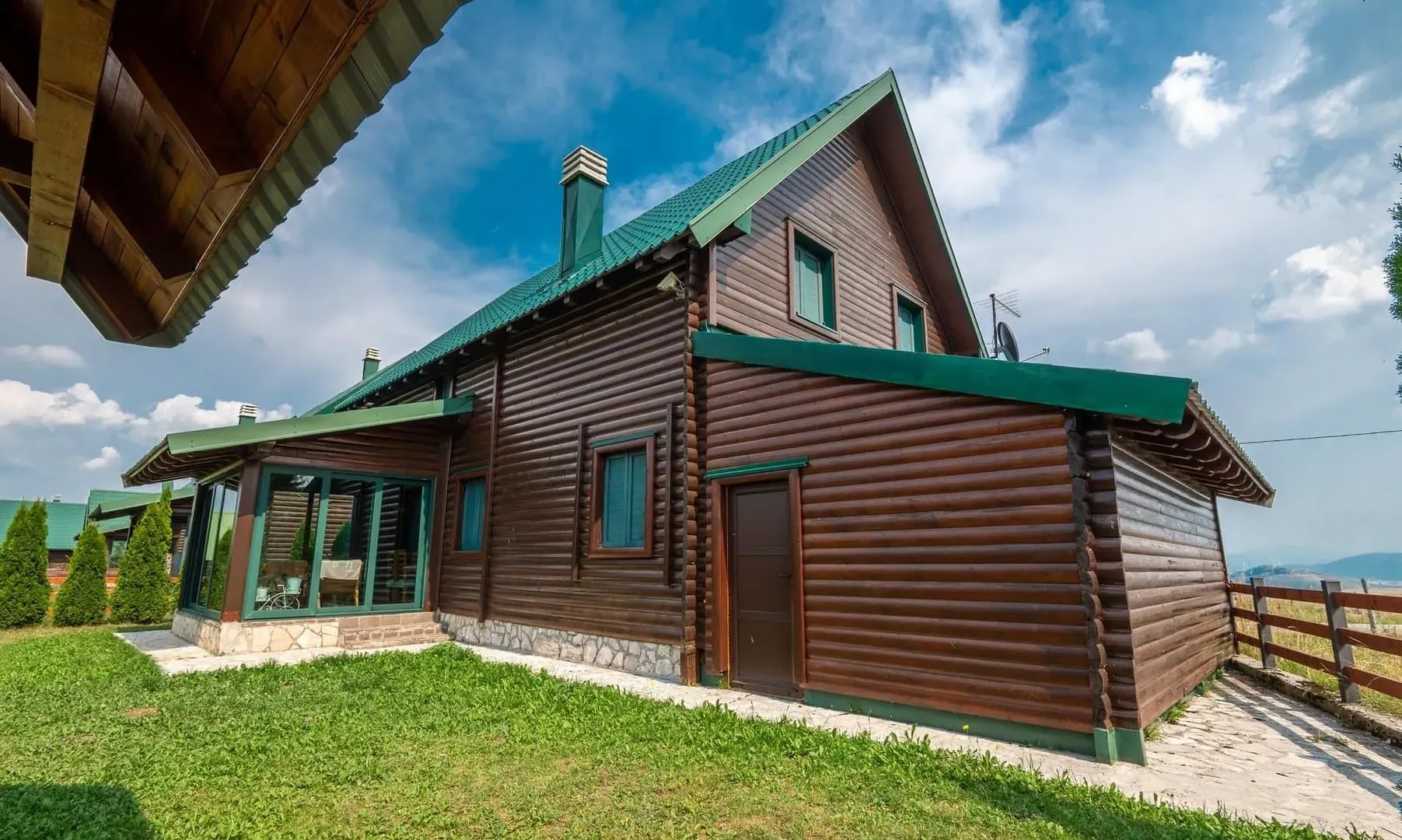 Prodaja, kuća, 200m², Motički gaj, Žabljak