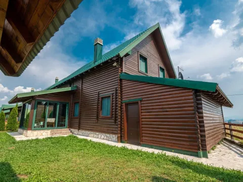 Prodaja, kuća, 200m², Motički gaj, Žabljak - image 19