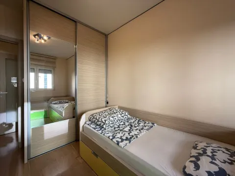 Prodaja, dvosoban stan, 72m², City Kvart, Podgorica - image 9