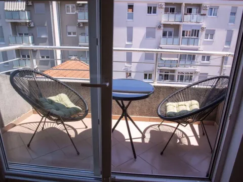 Rent, apartment, 45m², Ljubović, Podgorica - image 11