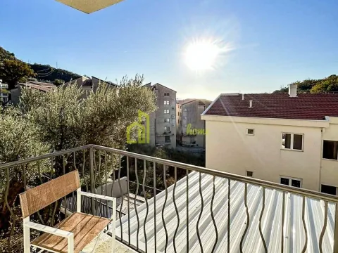 Sale, two bedroom apartment, 76m², Pržno, Budva - image 14