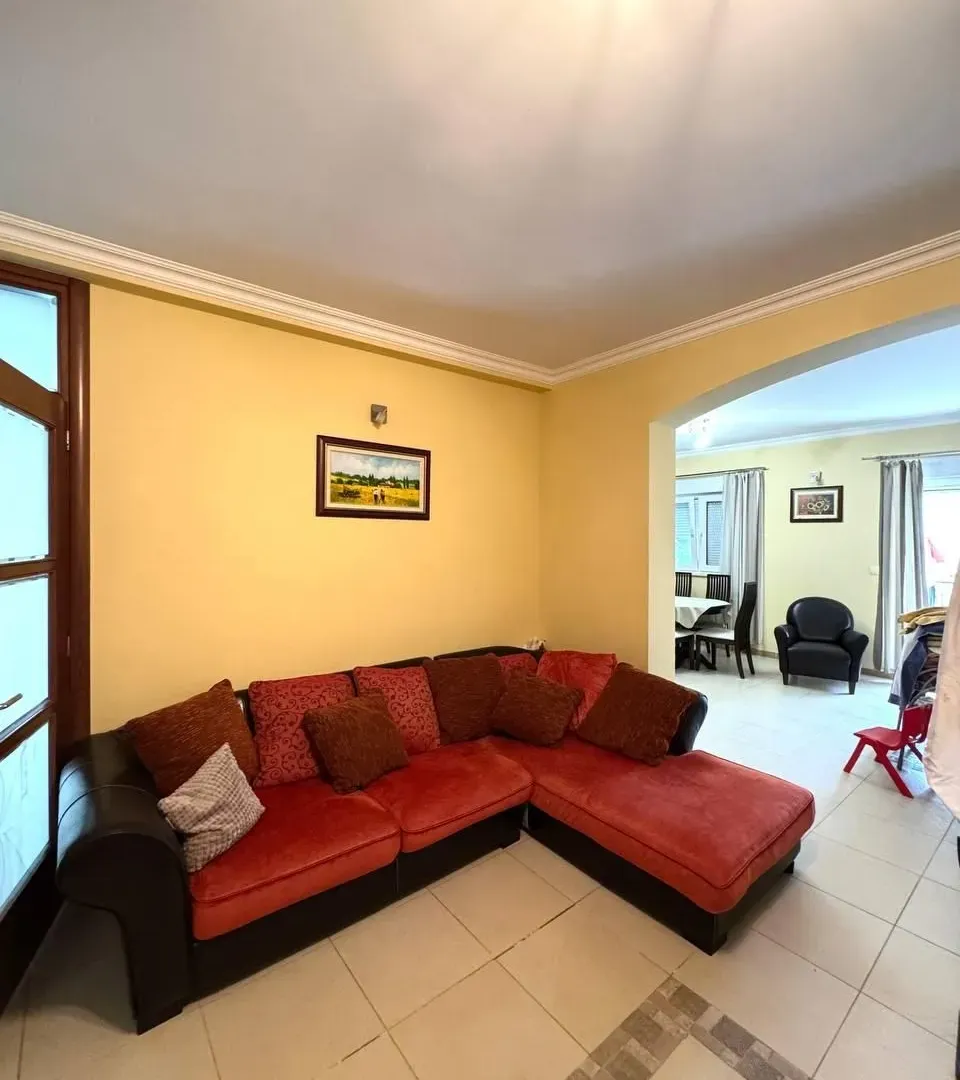 Prodaja, trosoban stan, 90m², Morinj, Kotor