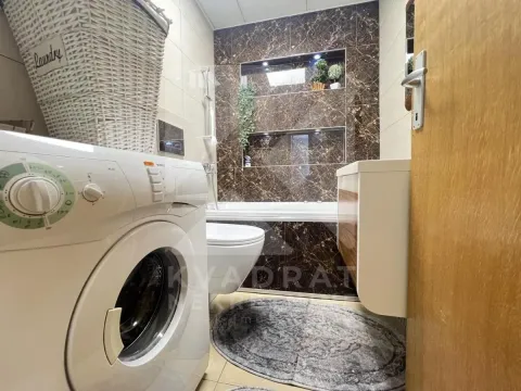 Rent, one bedroom apartment, 43m², Krivi Most, Podgorica - image 11