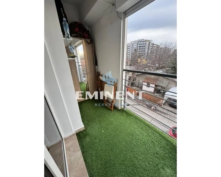 Izdavanje, trosoban stan, 73m², Voždovac Sve Podlokacije, Beograd