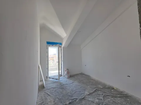 Prodaja, jednosoban stan, 42m², Budva, Crna Gora - image 10