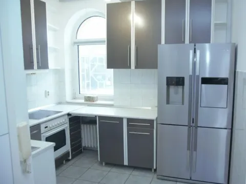 Izdavanje, četvorosoban stan, 110m², Senjak, Beograd - image 15