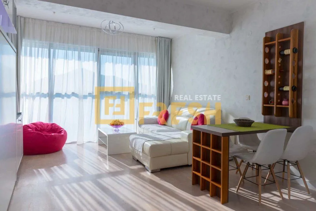Rent, studio apartment, 29m², Budva, Crna Gora