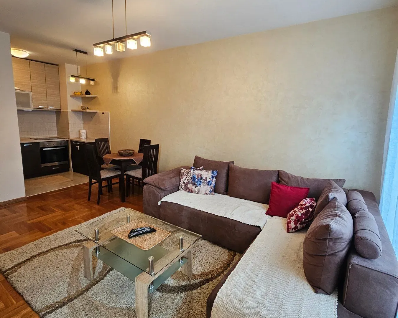 Izdavanje, jednosoban stan, 45m², Zabjelo, Podgorica