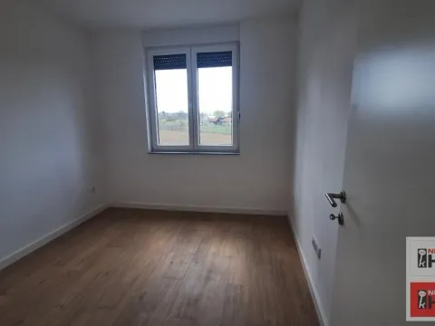 Prodaja, trosoban stan, 72m², Alibegovac, Petrovaradin - image 14