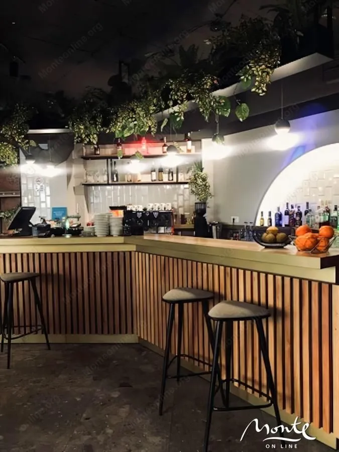 Sale, hospitality venue, 96m², Budva, Crna Gora