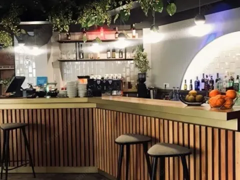 Sale, hospitality venue, 96m², Budva, Crna Gora - image 1