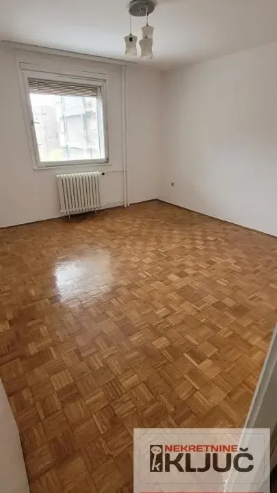 Izdavanje, dvosoban stan, 52m², Liman 3, Novi Sad Sve Podlokacije