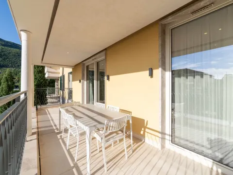 Sale, two bedroom apartment, 170m², Portonovi, Herceg Novi - image 15