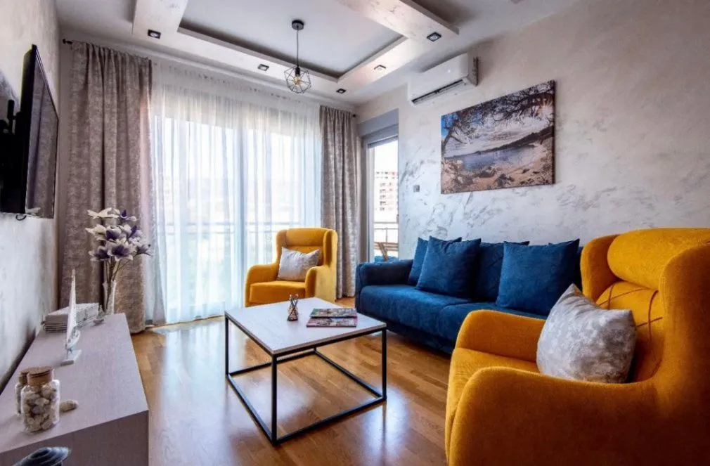 Izdavanje, jednosoban stan, 48m², Bečići, Budva