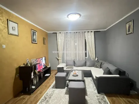 Prodaja, kuća, 280m², Podgorica, Crna Gora - image 12