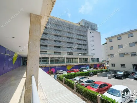 Prodaja, dvosoban stan, 85m², Budva, Crna Gora - image 22