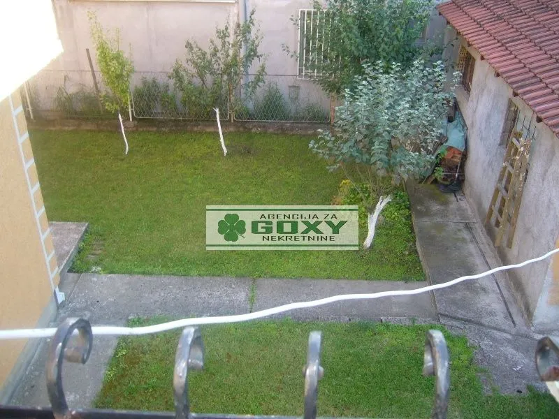 Prodaja, kuća, 270m², Altina, Beograd