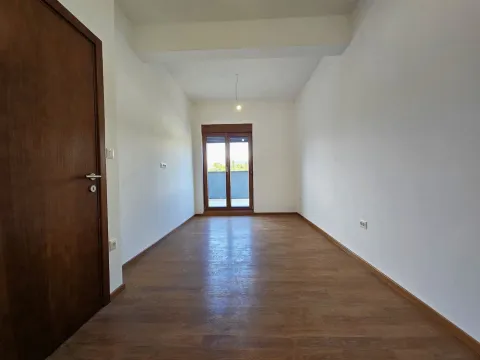 Sale, four bedroom apartment, 300m², Vezirov Most, Podgorica - image 22