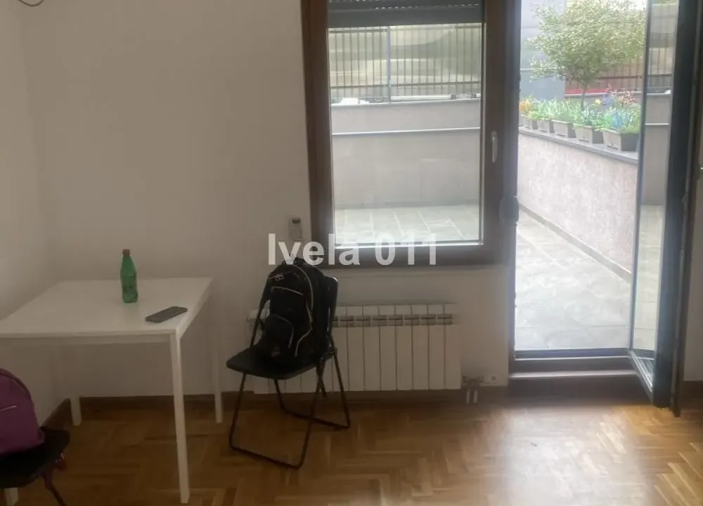 Prodaja, jednosoban stan, 57m², Kluz, Zvezdara Sve Podlokacije