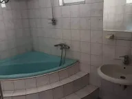 Izdavanje, kuća, 180m², Čukarica, Beograd - image 17