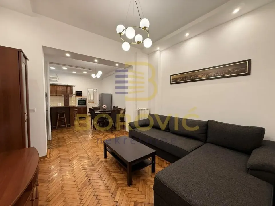 Rent, two bedroom apartment, 86m², Vračar Sve Podlokacije, Beograd