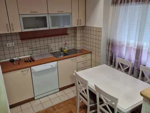 Izdavanje, dvosoban stan, 60m², Zabjelo, Podgorica - image 13