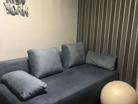 Izdavanje, četvorosoban stan, 100m², Beograd, Srbija