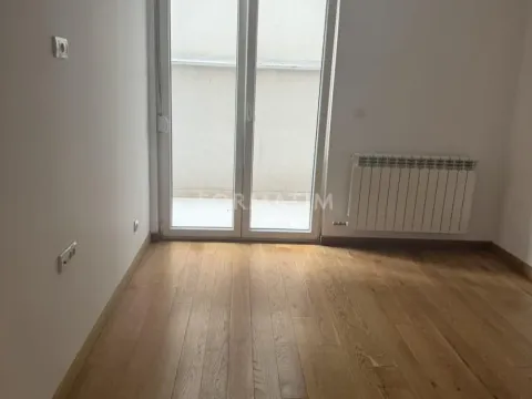 Prodaja, trosoban stan, 73m², Šumice, Beograd - image 10