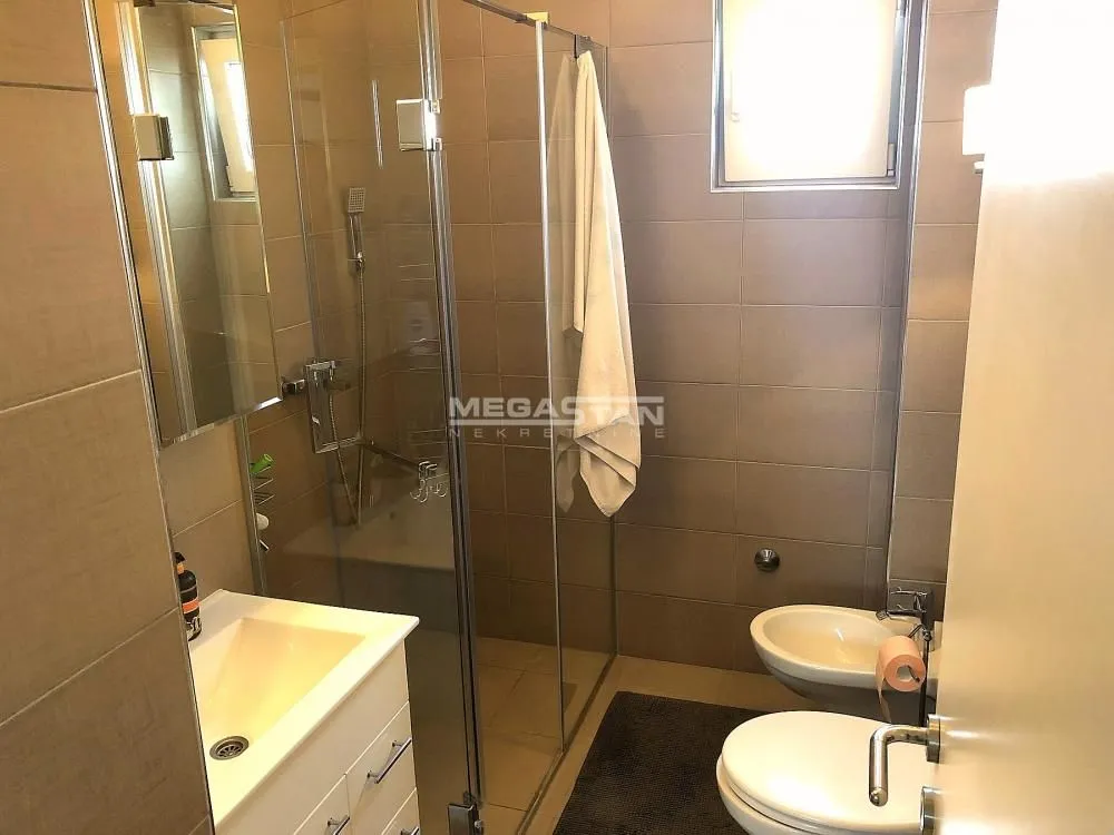 Sale, apartment, 119m², Zemun Gornji Grad, Zemun Sve Podlokacije