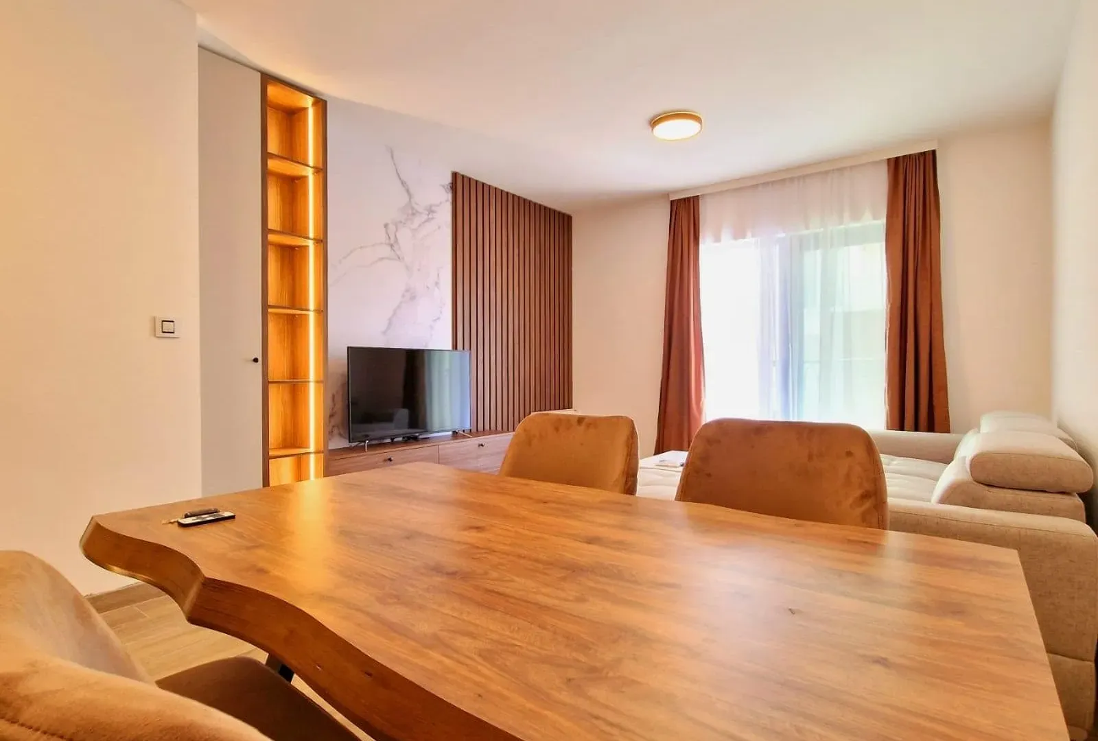Sale, one bedroom apartment, 53m², Podkošljun, Budva