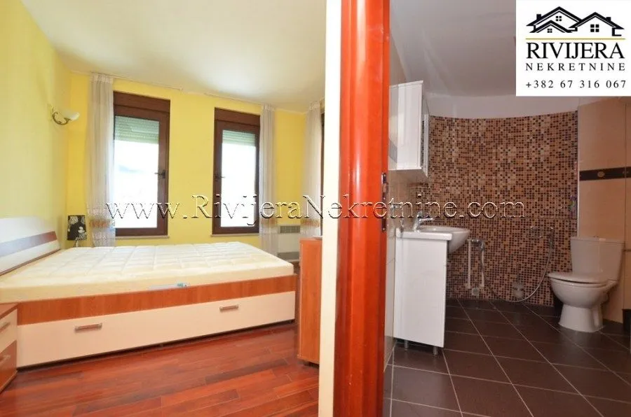 Prodaja, kuća, 245m², Njivice, Herceg Novi