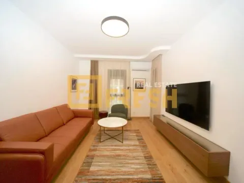 Izdavanje, trosoban stan, 104m², City Kvart, Podgorica - image 4