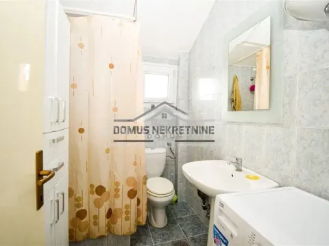 Izdavanje, jednosoban stan, 50m², Momišići, Podgorica - image 7