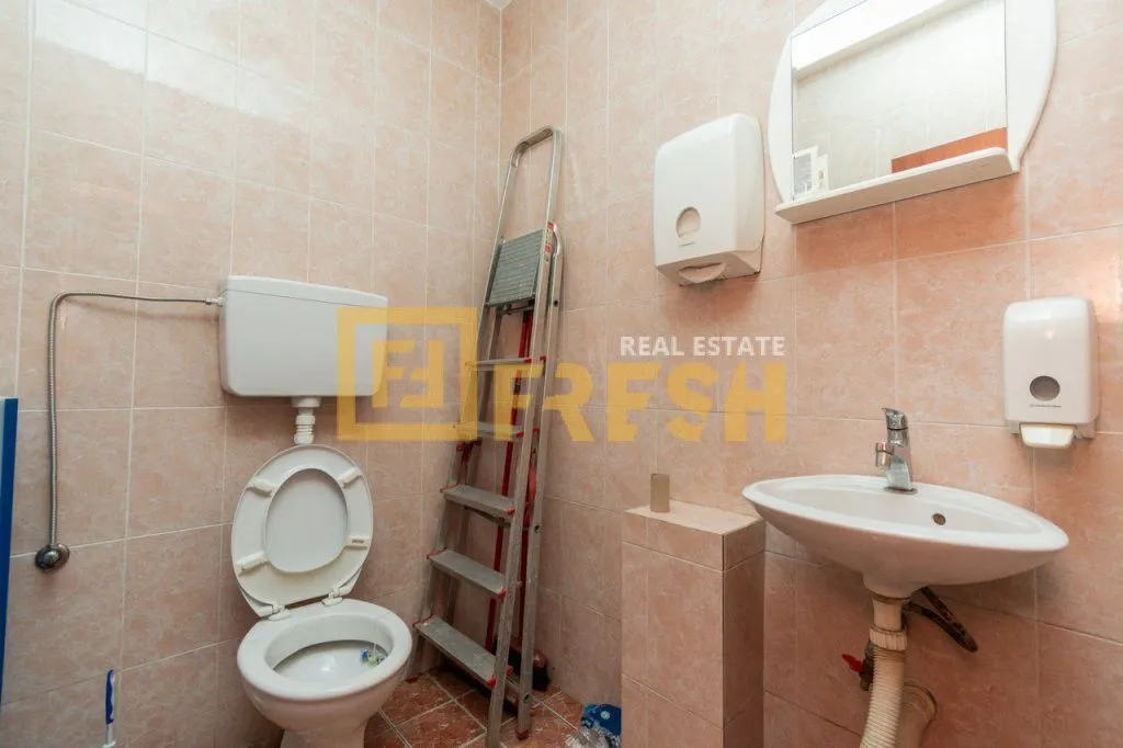 Rent, office space, 81m², Zabjelo, Podgorica