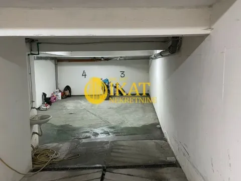 Izdavanje, parking/garaža, 12m², Crveni Krst, Beograd