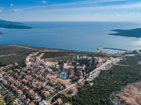 Prodaja, jednosoban stan, 69m², Tivat, Crna Gora - image 11