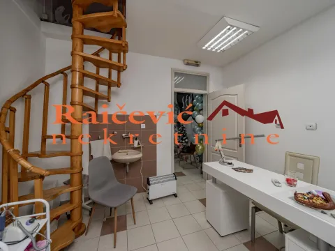 Prodaja, poslovni prostor, 39m², Lion, Zvezdara Sve Podlokacije - image 5